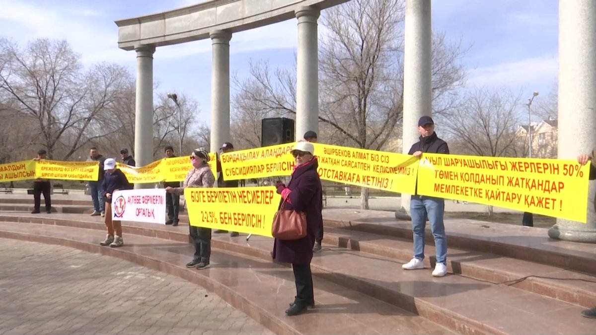 Ақтөбелік шаруалар егінін еге алмай, төрт түлікті түлете алмай отыр