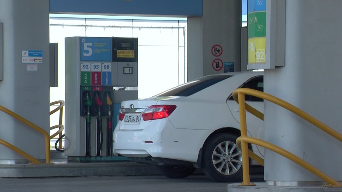 "АИ-92 маркалы бензин 205 теңгеге қымбаттайды"- министр