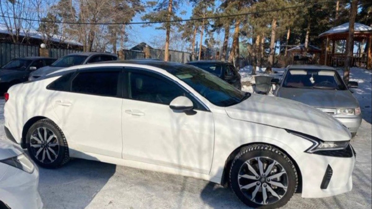 Угнанные авто из России продавали казахстанцам