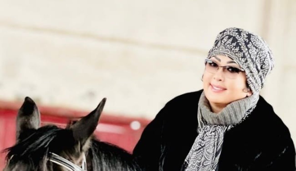 Макпал Жунусова прокатилась на электросамокате и пожалела