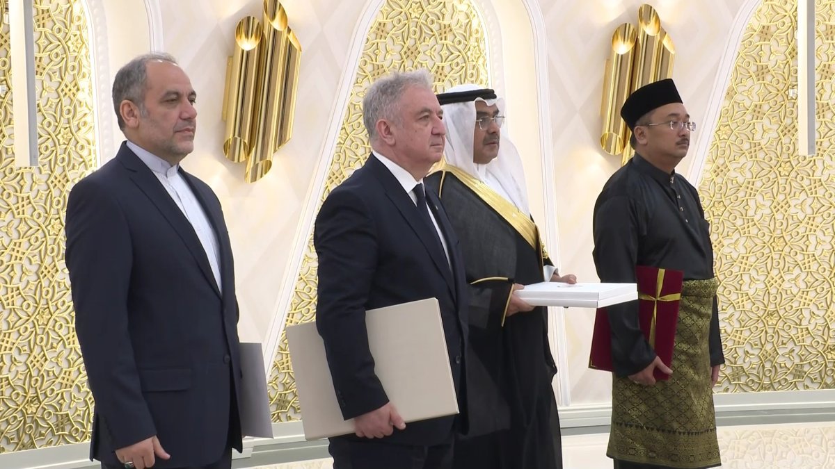 Президент төрт мемлекет елшісінен сенім грамотасын қабылдады