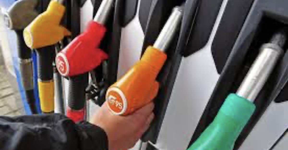 Казахстанские АЗС придерживают топливо до удорожания