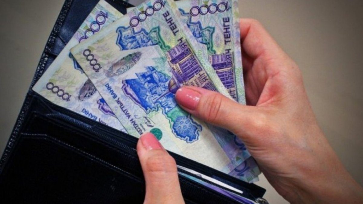 43 мың теңге. "Қазпошта" қызметкерлері жалақыларына наразы