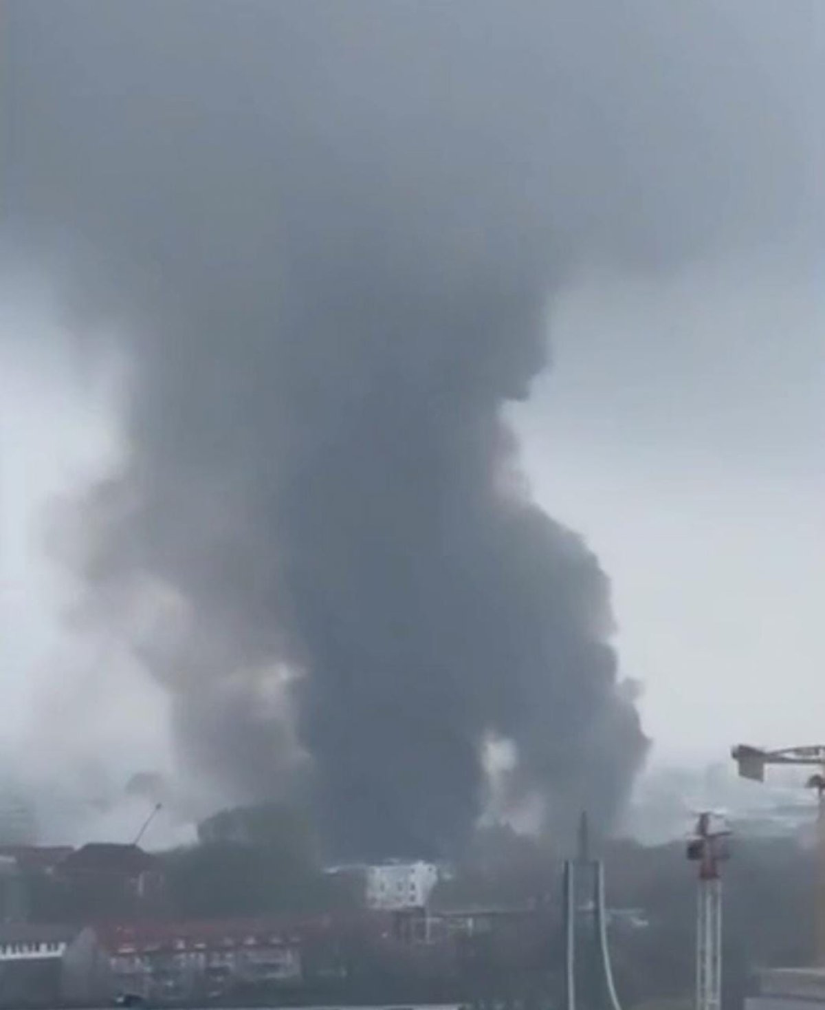 Ядовитое облако дыма накрыло Гамбург