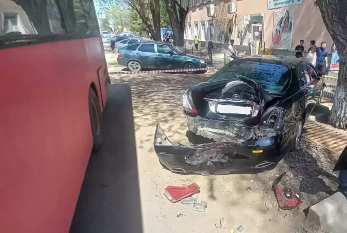 Оралда автобус қағып кеткен 58 жастағы әйел көз жұмды