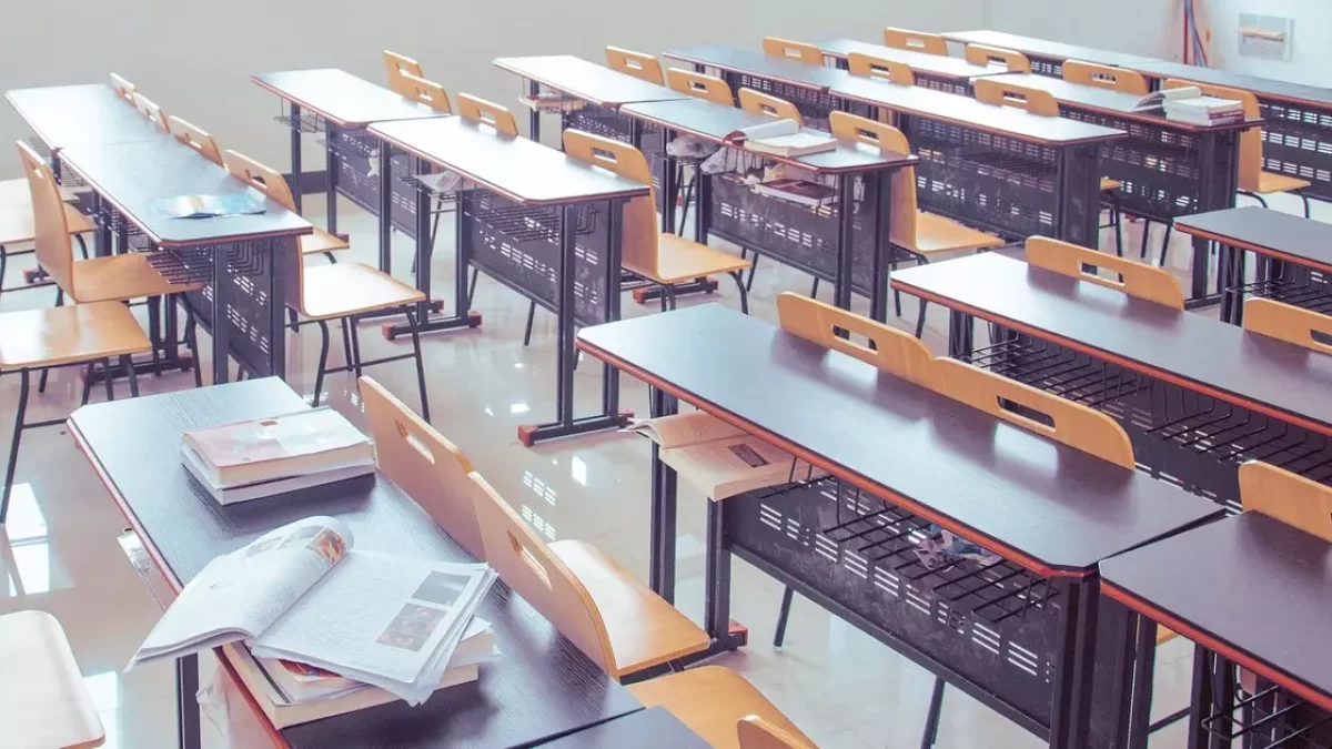 "10 колледж лицензиясыз білім берген": 200-ден аса колледж аттестаттаудан өтпей қалды