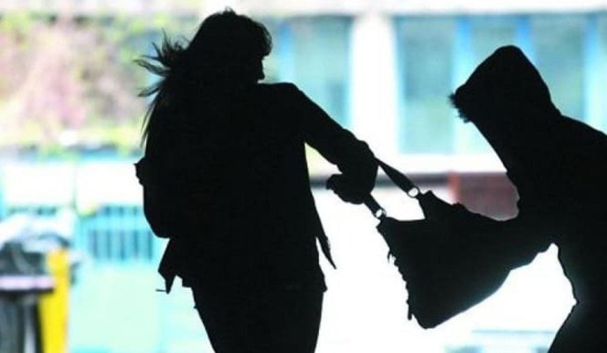 Повалил на землю и начал требовать золото: дерзкое ограбление в ЗКО