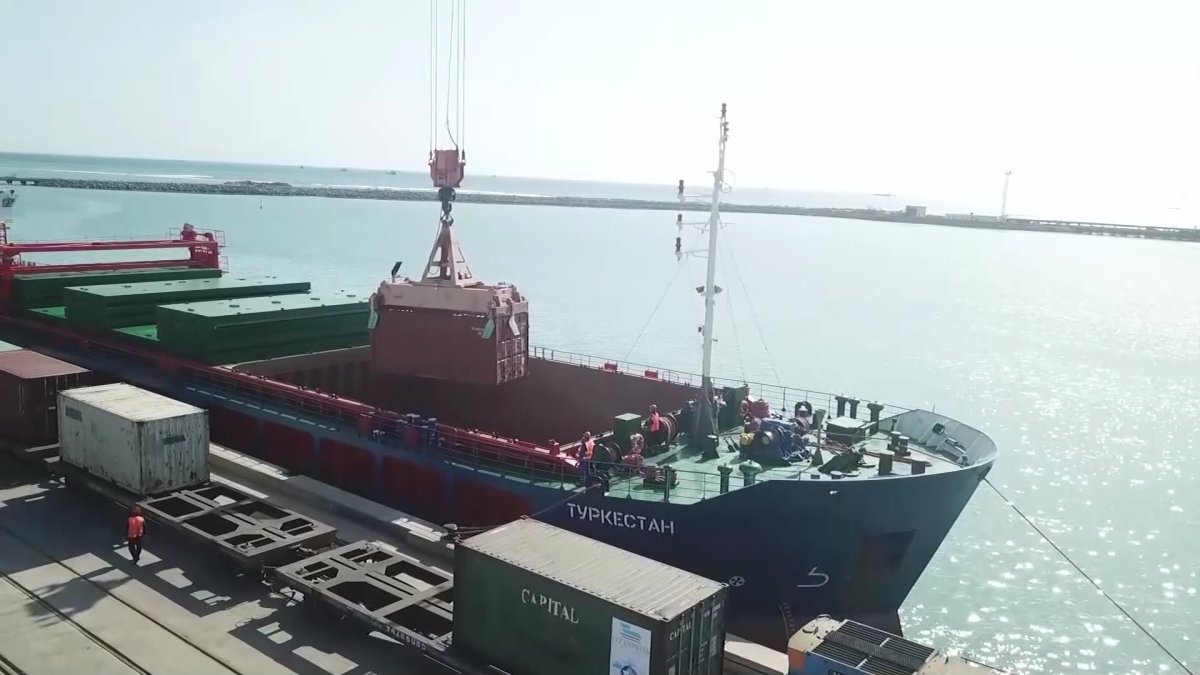 "Мы поставляем мясо и зернопродукты, взамен получим новые технологии", - эксперты о сотрудничестве с Китаем