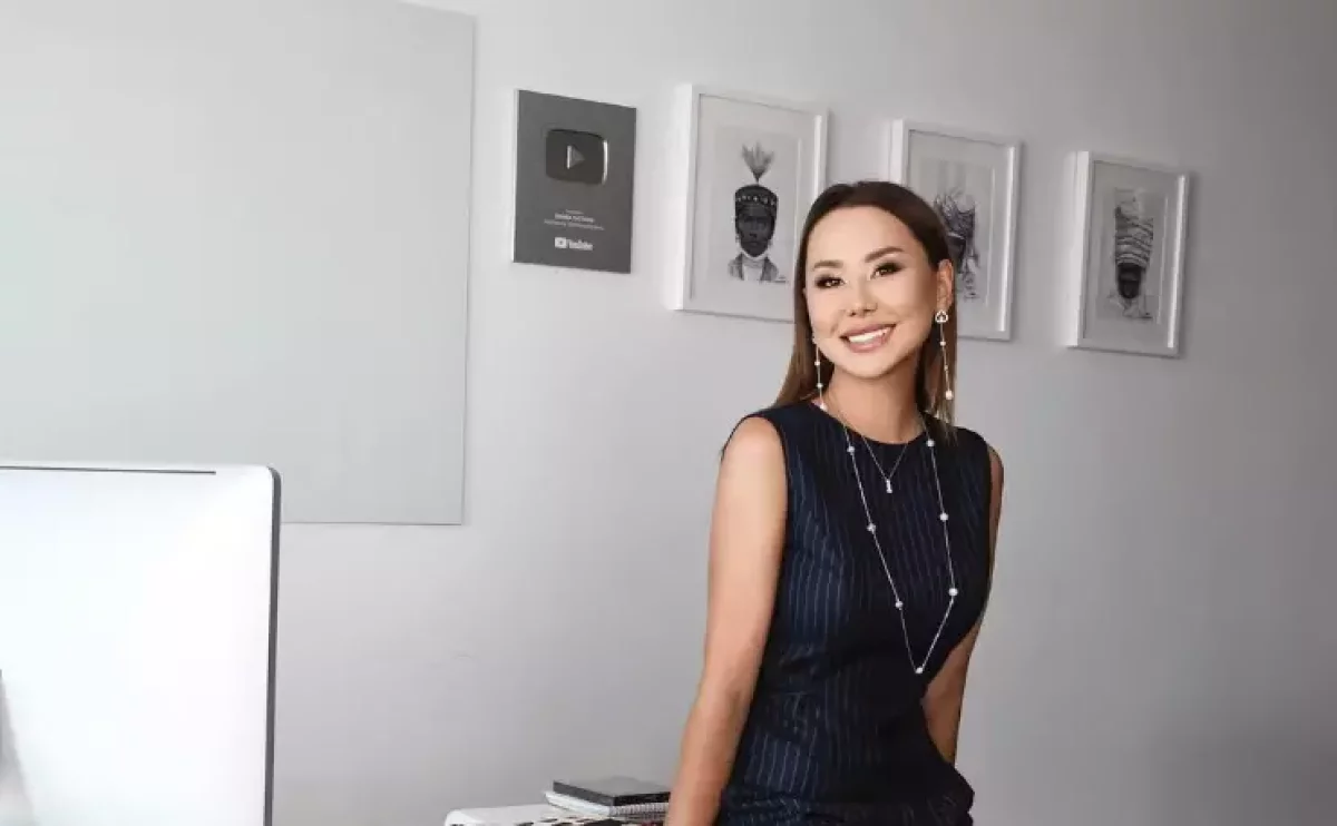 "Хиджаб кию үшін қомақты ақша ұсынылған"