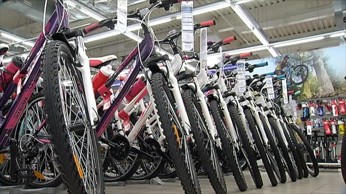 Более ста велосипедов украли в столице с начала года