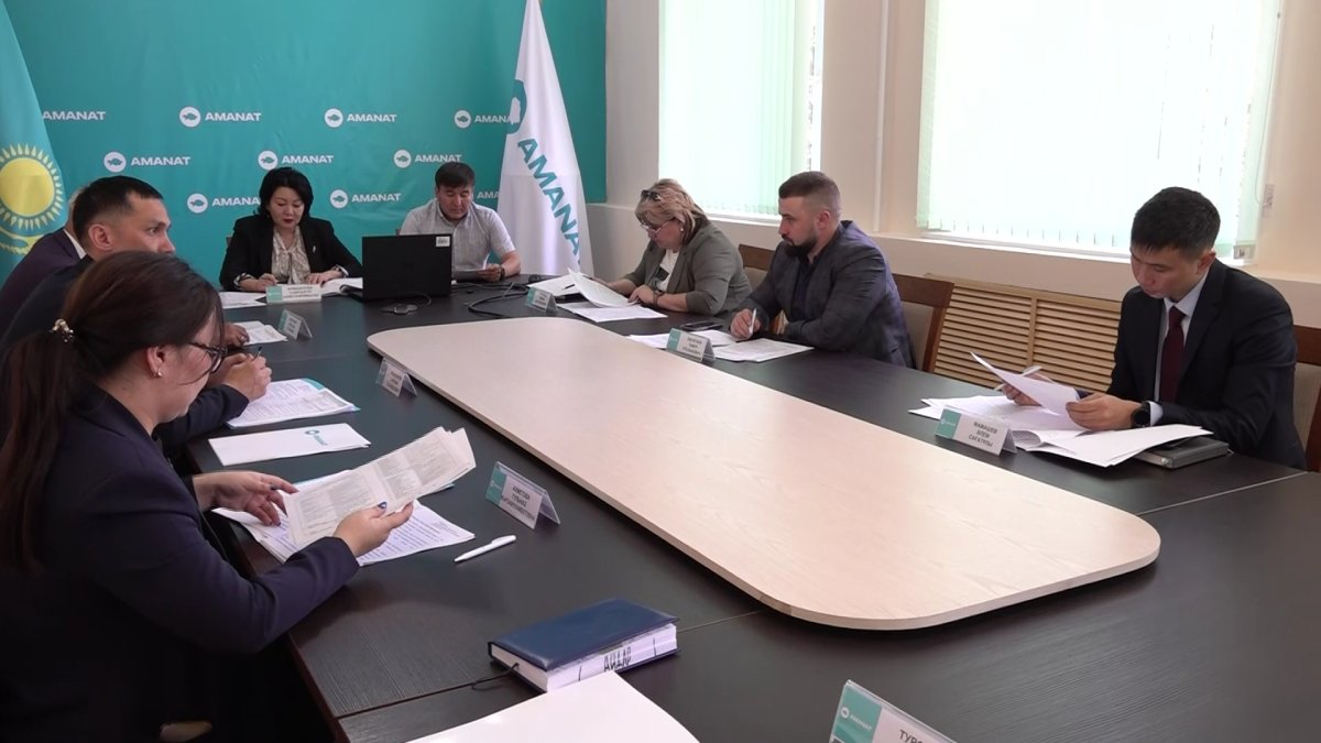 Наказать операторов связи за срыв программы по интернету в селах призвали аманатовцы ВКО