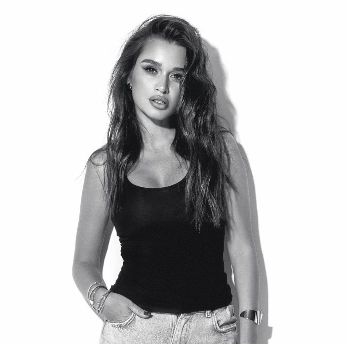 «Вы идиоты?»: Бородина опровергла слухи о блокировке своих счетов