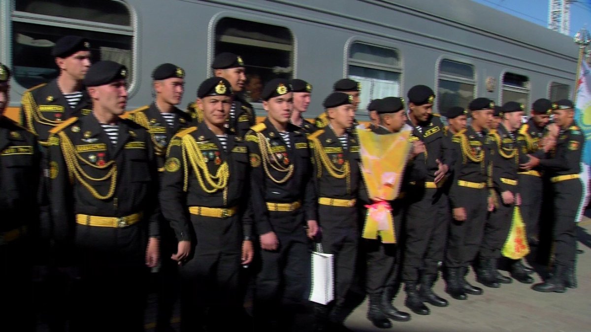 45 матрос әскери борышын өтеп келді