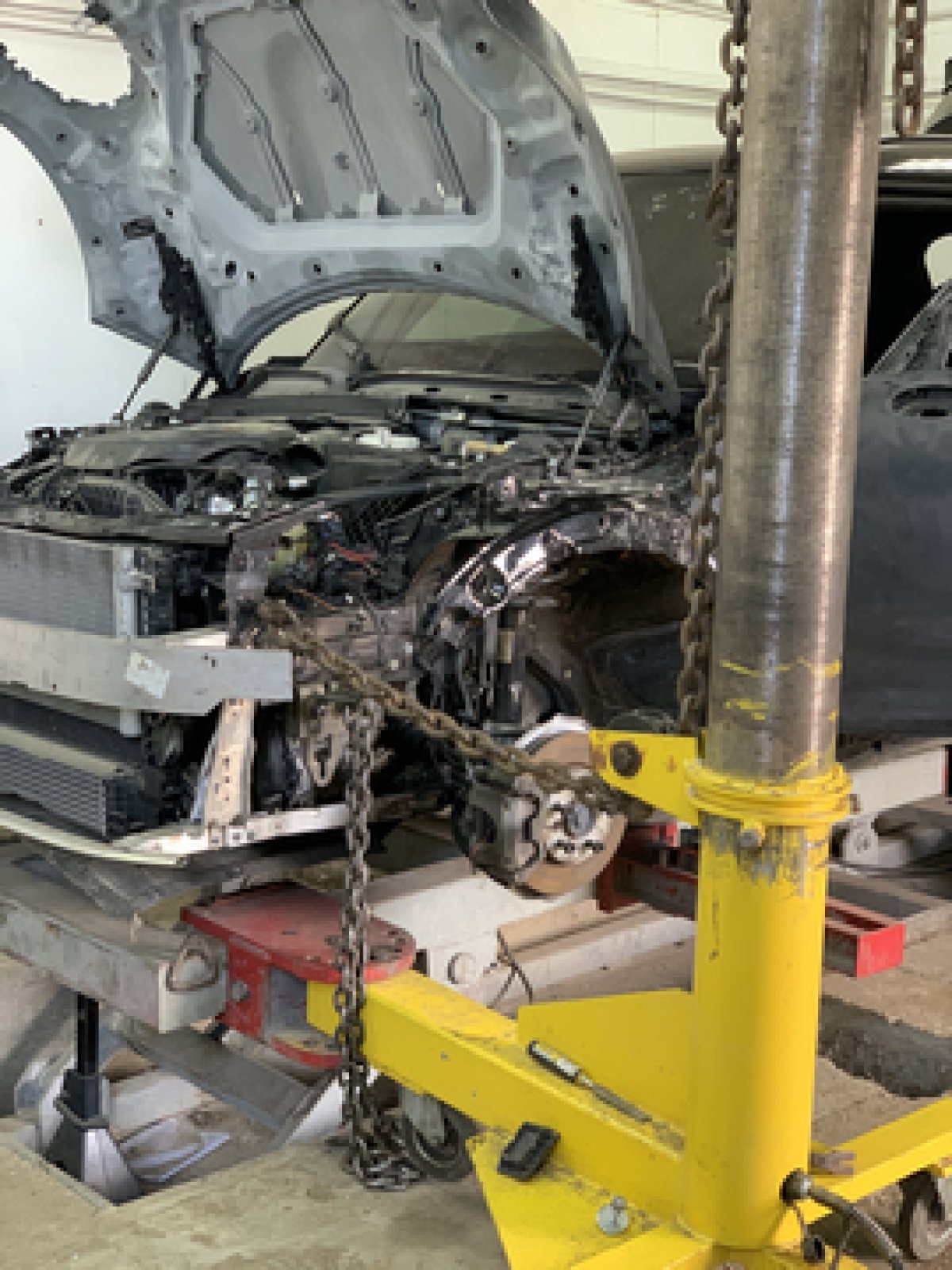 Работника крестьянского хозяйства придавило кузовом авто в Акмолинской области