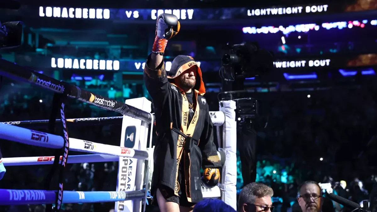 Қарсыласынан ұтылып қалған Ломаченко жекпе-жектен соң көз жасына ерік берді