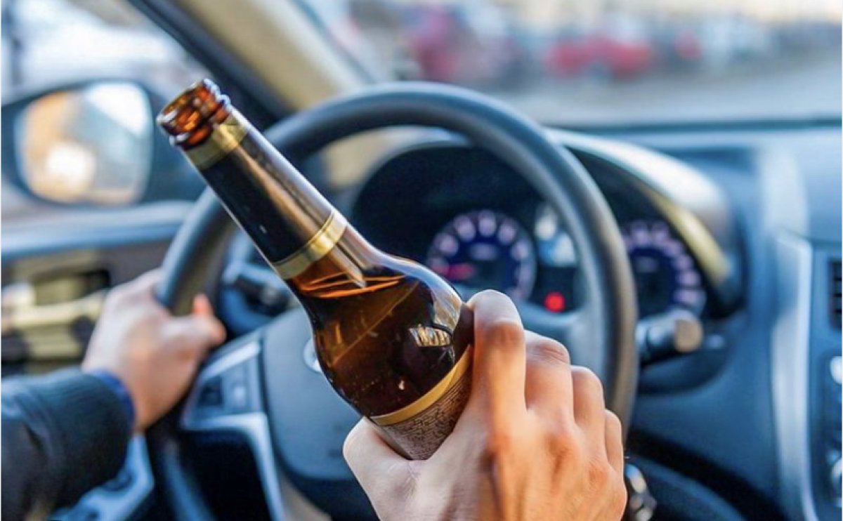 Пьяный водитель сбил полицейского в Алматы