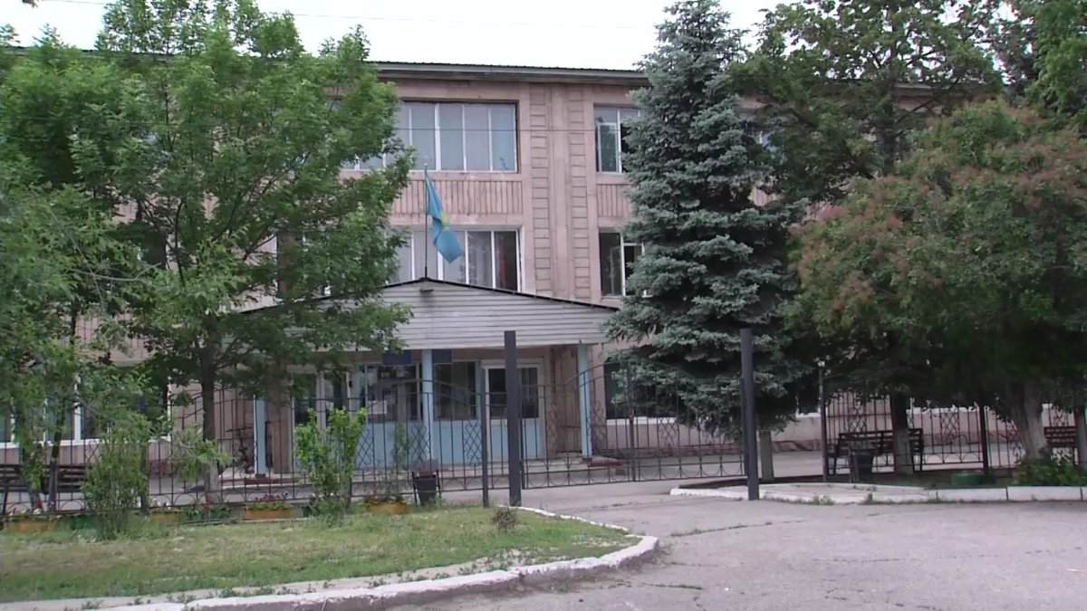 “Мұғалім оқушының денесіне қол жүгірткен”, - Алматы облысындағы мектепте сұмдық оқиға болды