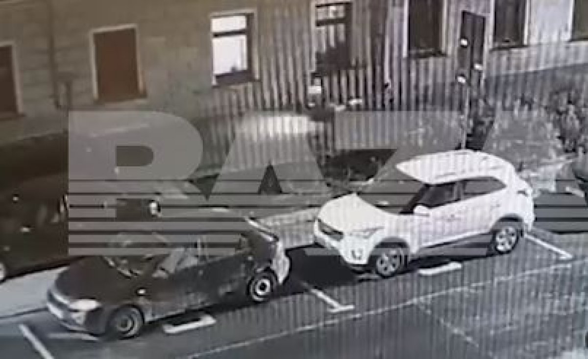 Самокат взорвался во время движения в Санкт-Петербурге