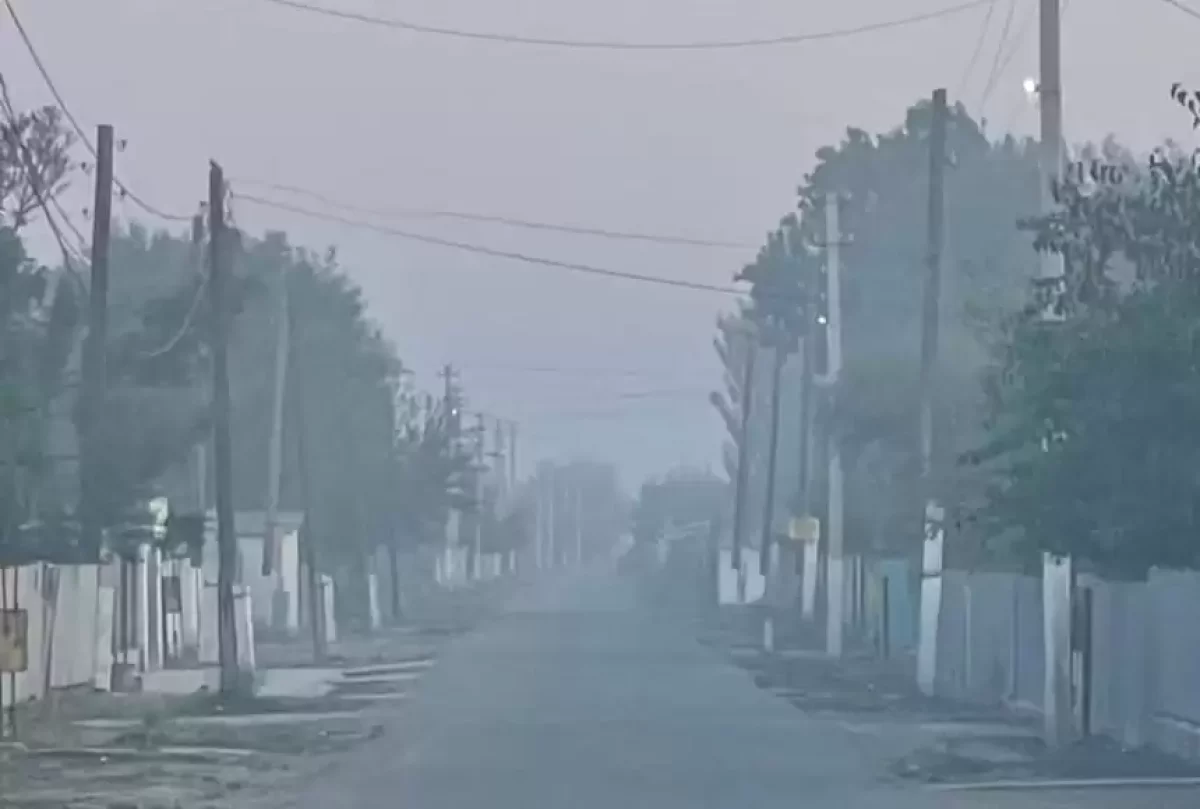 Мақтаарал ауданында қоқыс полигоны өртеніп, ауылды көк түтін басты