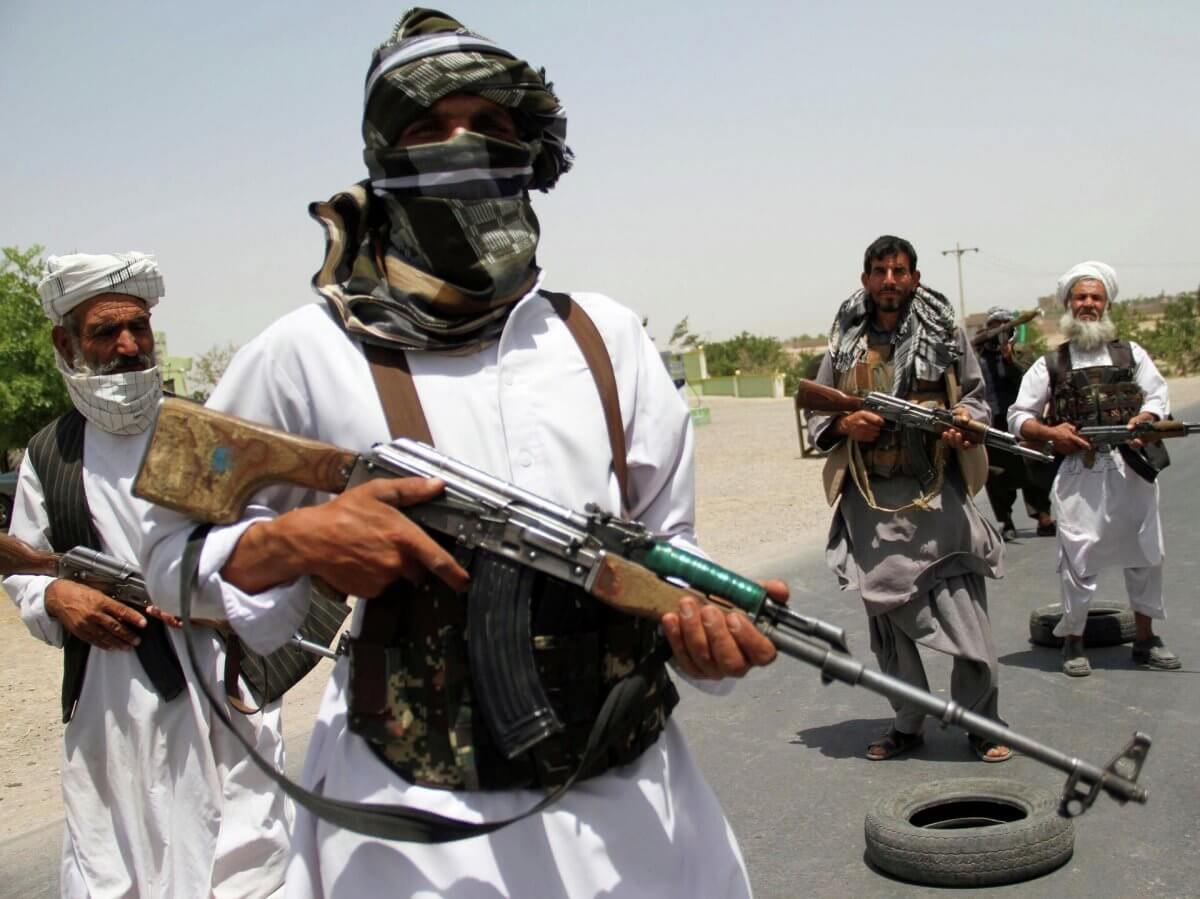 Ауғанстан мен Иран шекарасындағы атыста 3 адам оққа ұшты