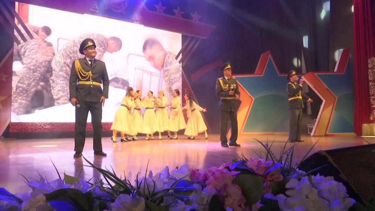 Шымкентте Отан қорғаушылар күні аталып өтті