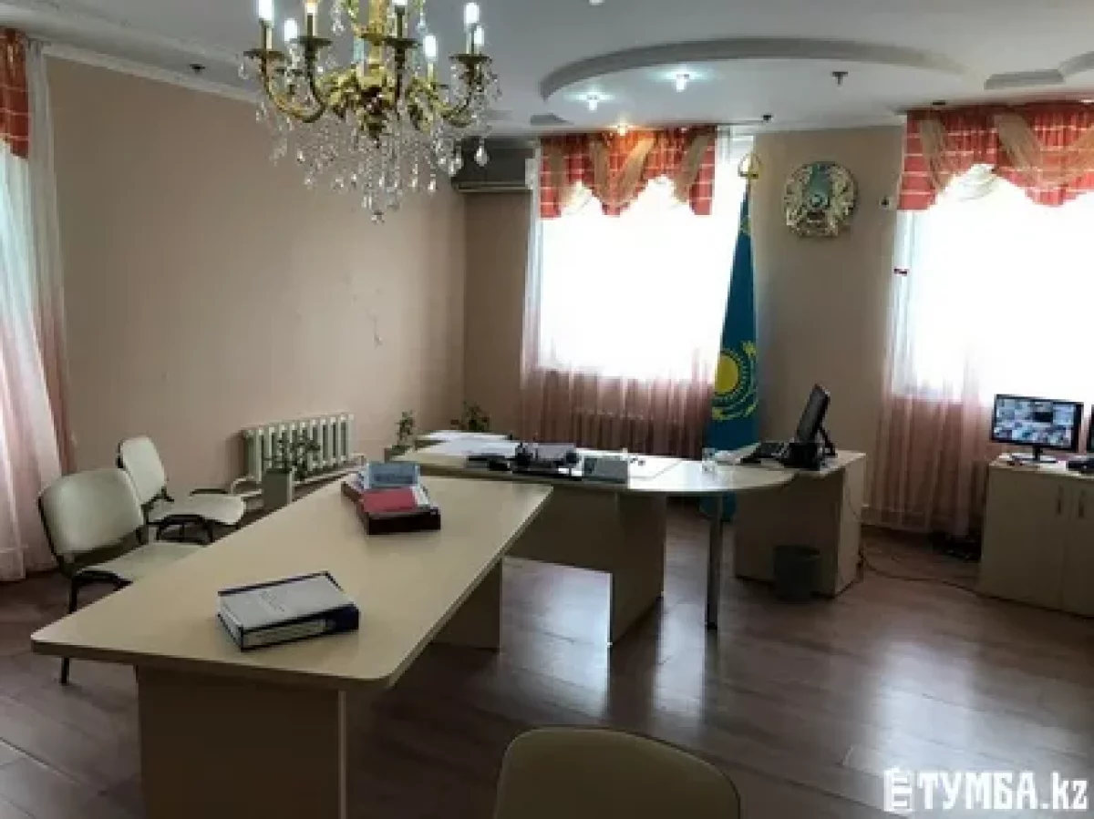 Астанада жыл бойы оқушыларға сабақ өтпеген №49 мектептің директоры жұмыстан кетті