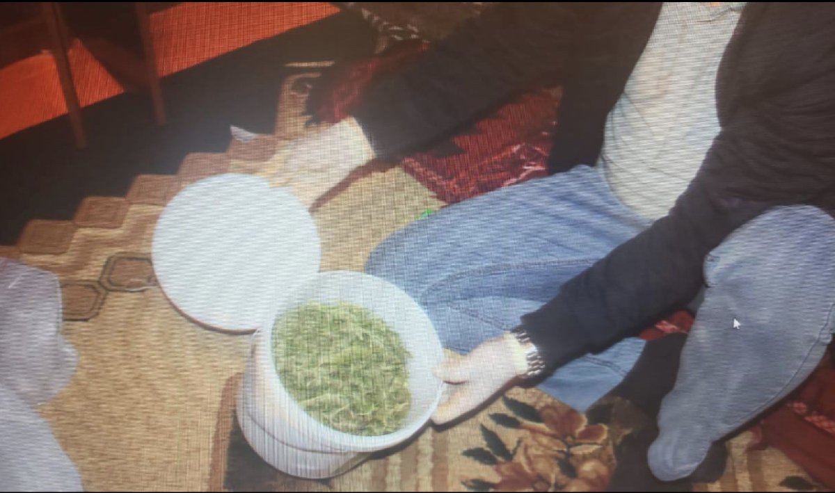 Килограмм сухой марихуаны и ружье обнаружили у сельчанина Кызылординской области