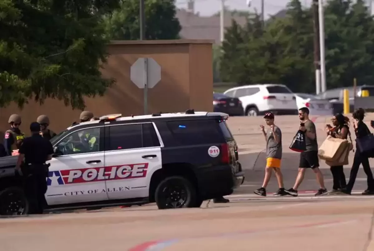 АҚШ-тың Даллас штатында сауда орталығындағы атыстан тоғыз адам мерт болды, жетеуі жараланды