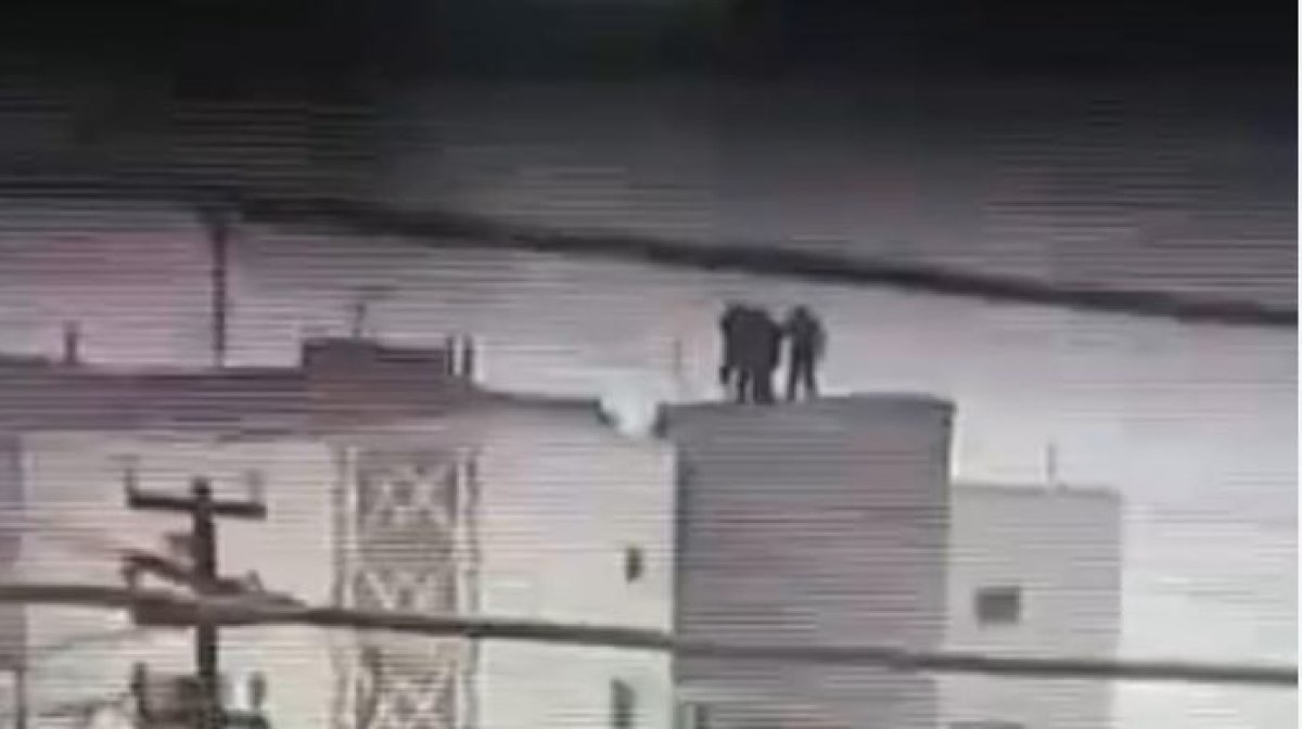 Школьница собиралась сброситься с многоэтажки в Кокшетау