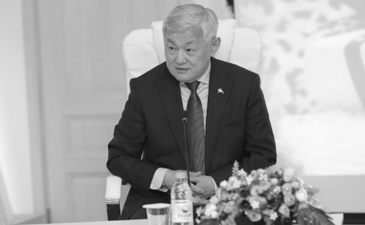 Президент выразил соболезнования родным Бердибека Сапарбаева