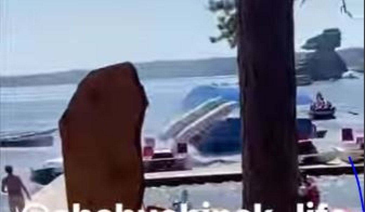 Торнадо перевернуло лодки на озере в Бурабае