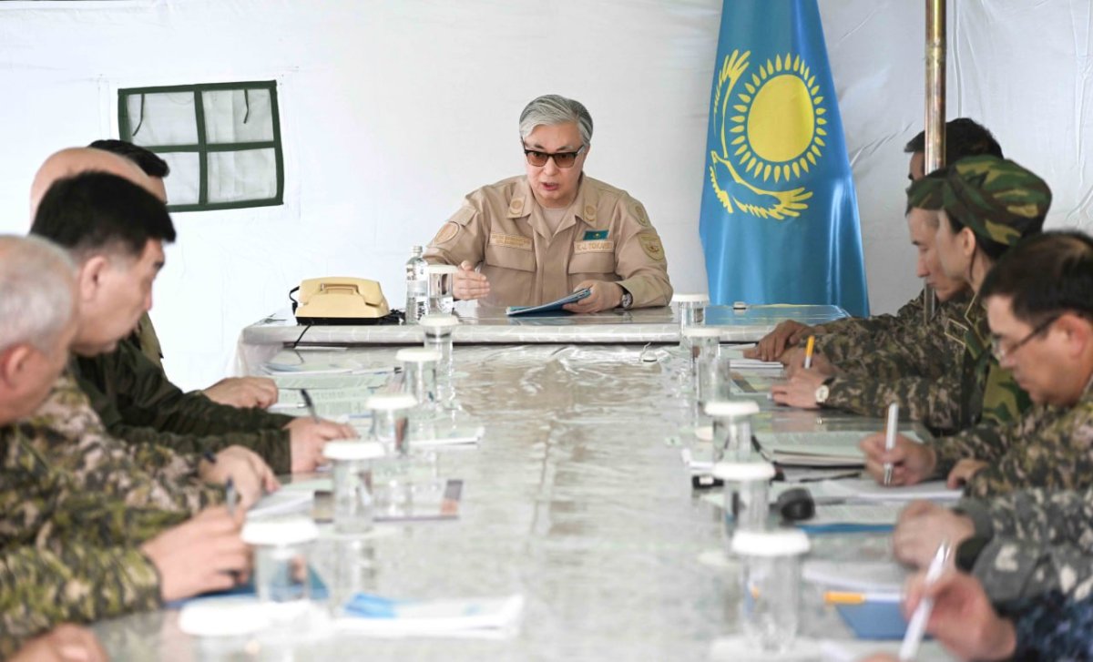 Президент провел заседание оперативного штаба в области Абай