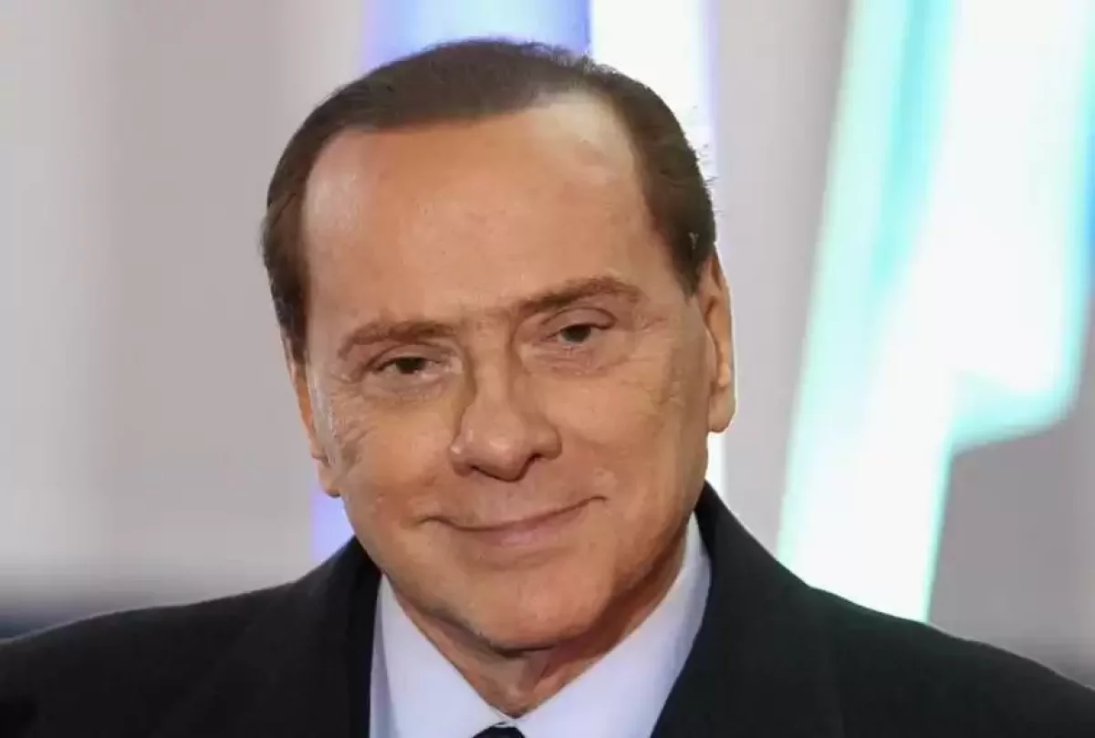 Италияның бұрынғы премьер-министрі Сильвио Берлускони дүниеден өтті