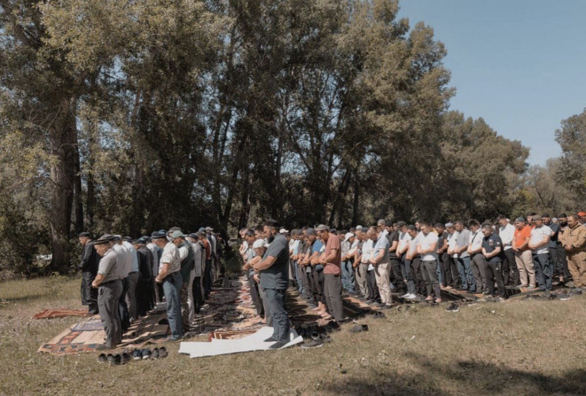 Десятки абайцев провели древний обряд в надежде на спасительный дождь