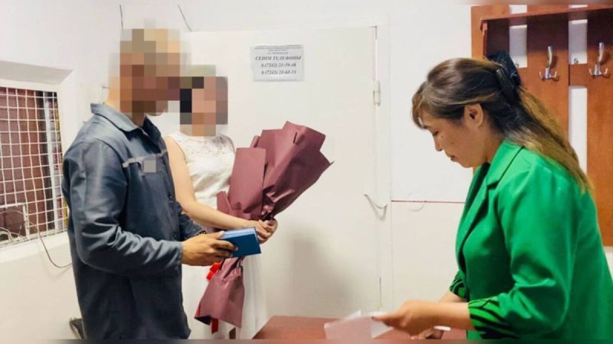 Қызылордада адам өлтіргені үшін 20 жылға сотталған тұрғын түрмеде некесін қиды