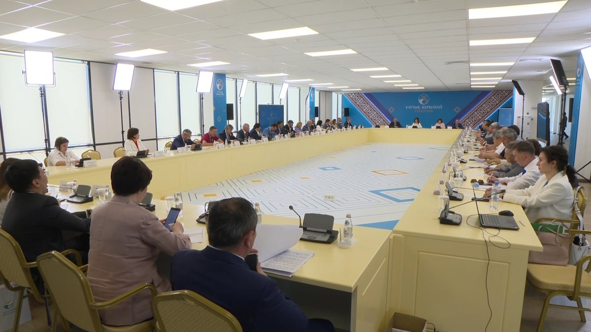 Түркістанда Ұлттық құрылтайдың екінші отырысы аясында жұмыс секцияларының отырысы өтті
