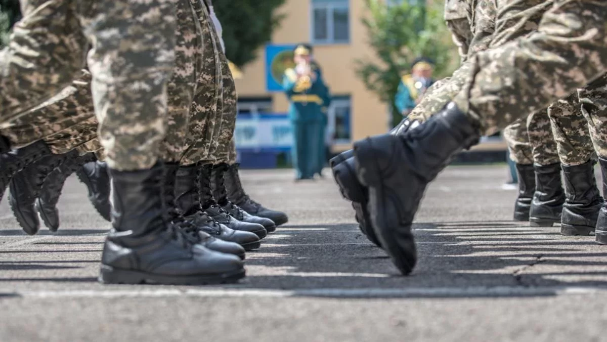 Шымкенттегі әскери полигонда офицер шеруден кейін қайтыс болды - БАҚ