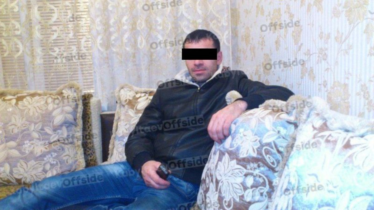 Астанадағы Kaspi бөлімшесін басып алған ер адамның суреттері пайда болды