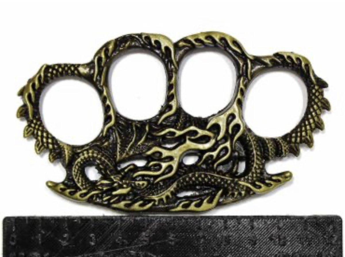 Кастеты и топоры пытались пронести в самолеты казахстанцы