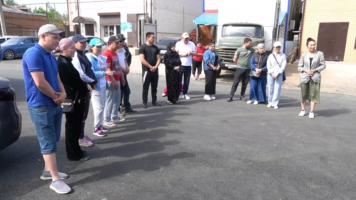 Оралда жылдар бойы жыр болған жол жөнделді