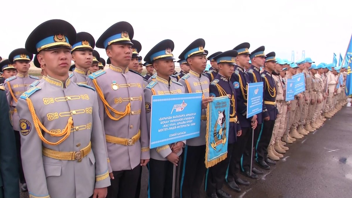 Военно-патриотический сбор молодежи «Айбын-2023» завершился в Карагандинской области