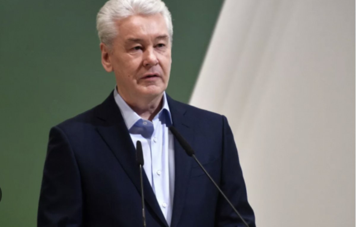 Мэр Москвы объявил понедельник нерабочим днём