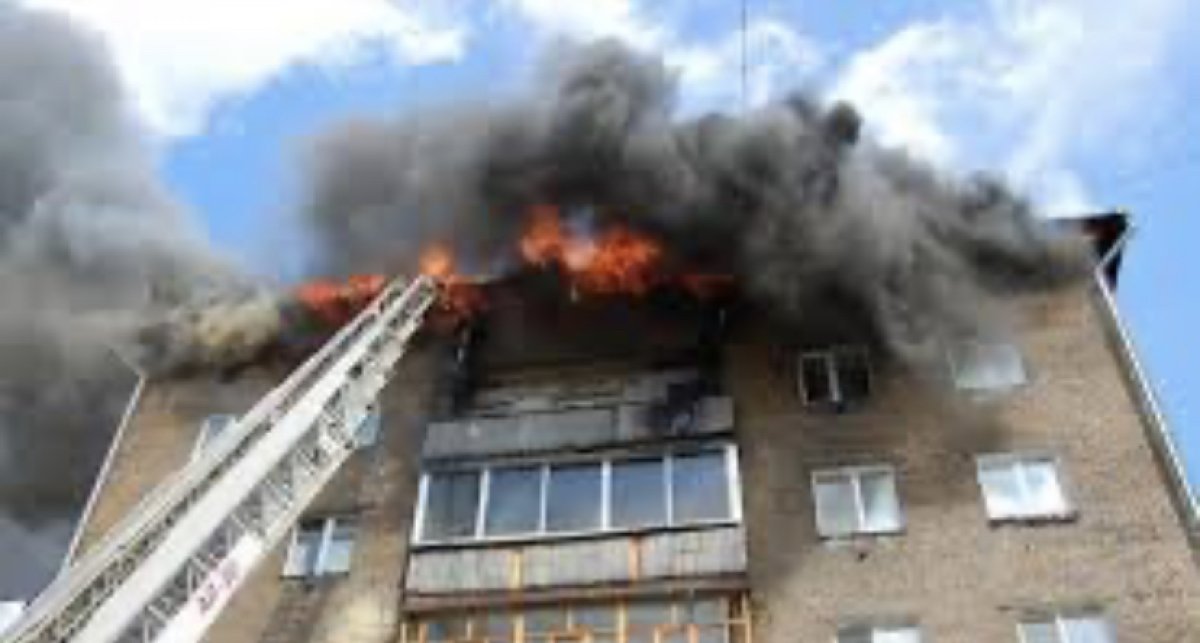 Многоэтажка горела в Актобе