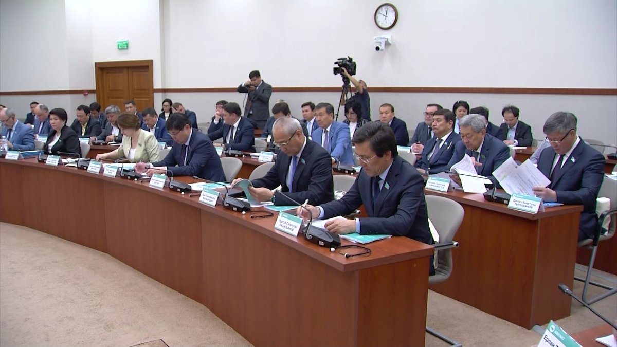 «AMANAT» фракциясының депутаттары өңірлерге шығып, халықпен кездеседі