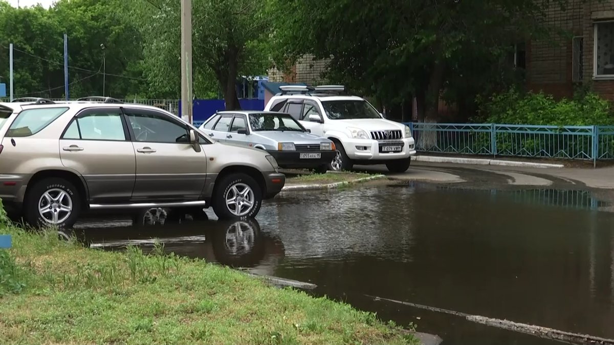 Қызылжарда дүлей дауыл салдарынан 13 қосалқы электр станциясы істен шықты