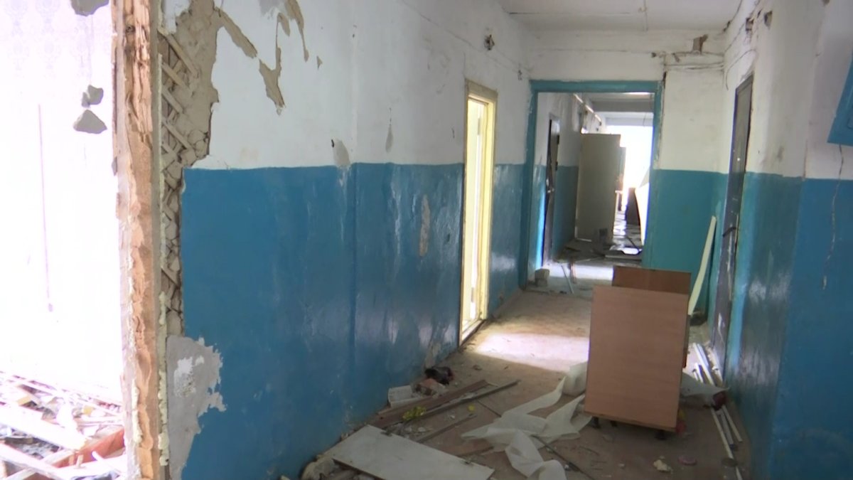 Ақтөбеде апатты үйдің тұрғындары жаңа үй құрылысына рұқсат ала алмай жүр