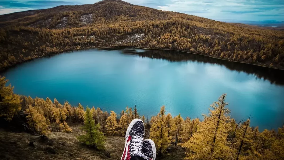 Бурабайда тауға көтерілмекші болған жасөспірім аяғын сындырып алды
