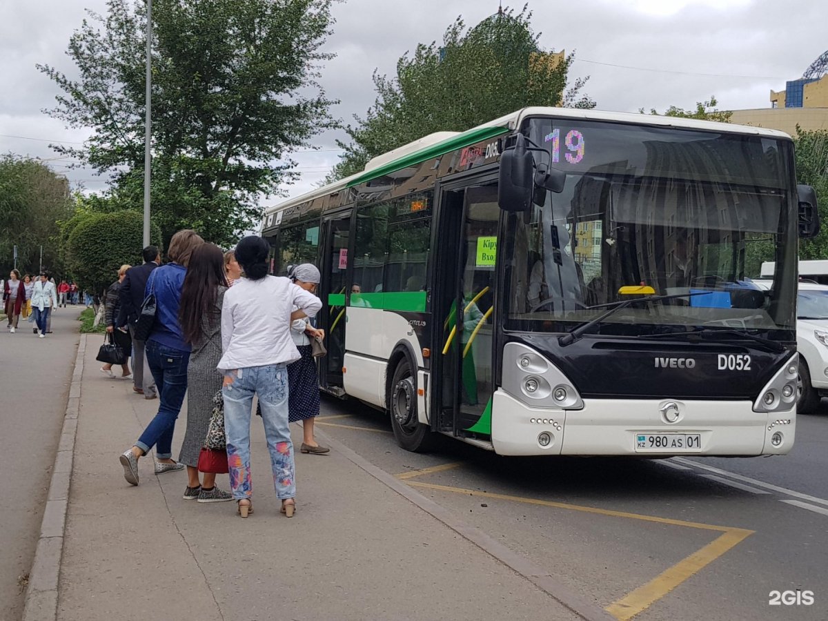 Более четырёх тысяч "зайцев" оштрафовали в Астане