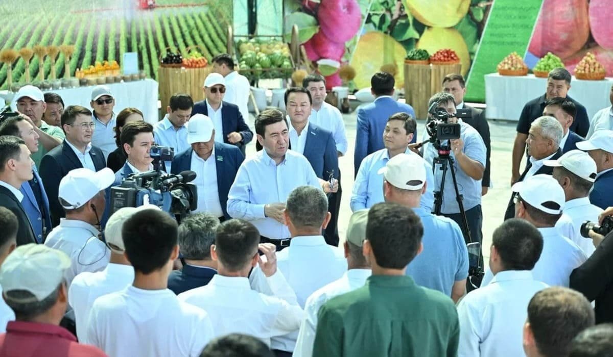 Ерлан Қошанов «AMANAT» партиясының «Қарызсыз қоғам» жобасын неліктен іске қосқанын айтып берді