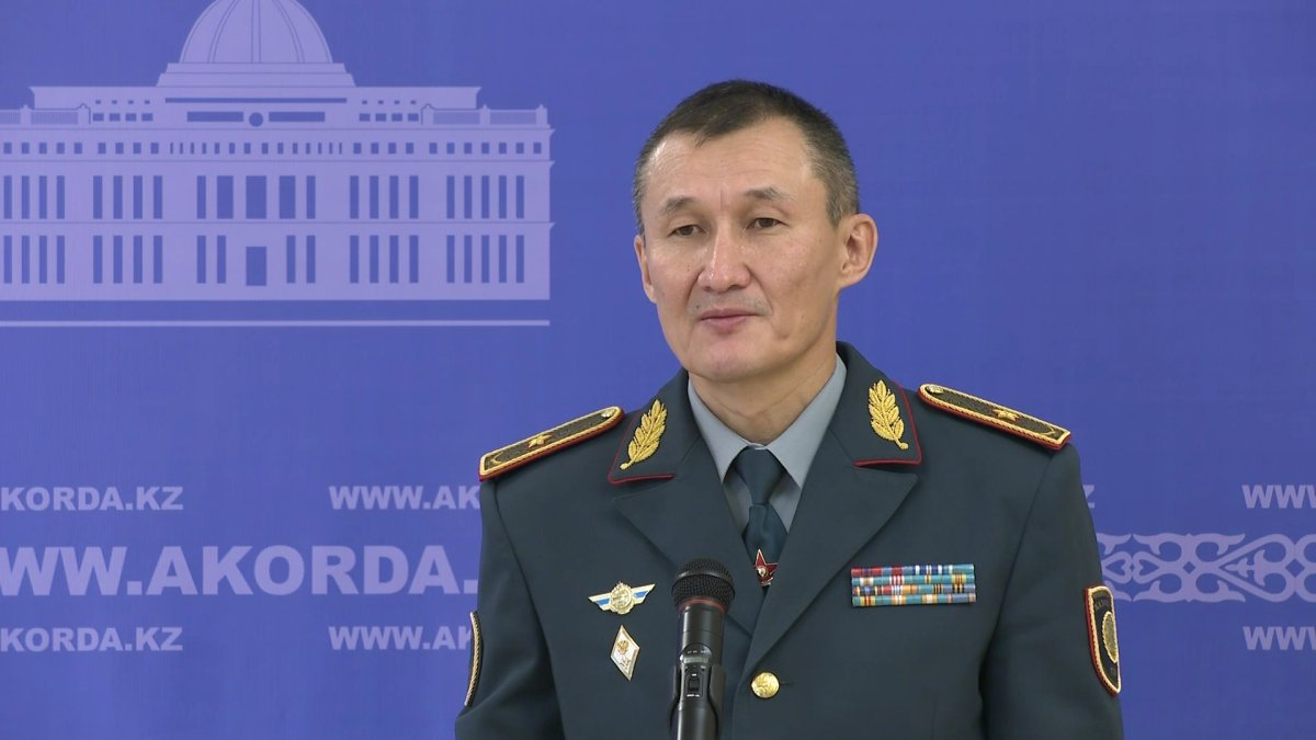 Техоснащенность и соцзащита спасателей: о чём глава МЧС доложил Токаеву